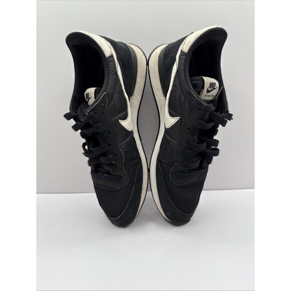 Size 6.5 - Nike Internationalist Black White Running Walking Shoe‎ 631754-011 - Picture 7 of 9
